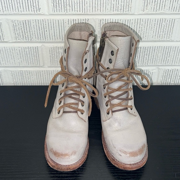 FREEBIRD Manchester Cream Combat Boot - Picture 4 of 9
